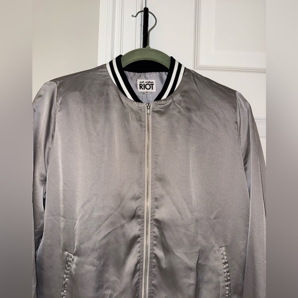 Sub Urban Riot NWT Small Bomber Jacket - Picture 2 of 7